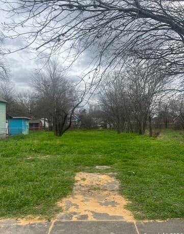 rental at 110 Utah in San Antonio, TX — photo 4