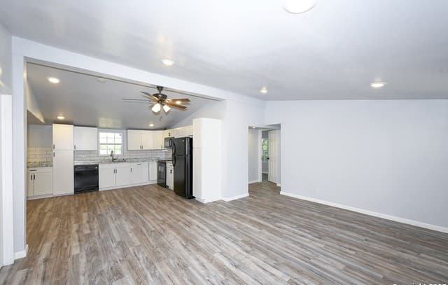 3-bedroom rental at 600 Dawnridge Drive in Poteet, TX — photo 5