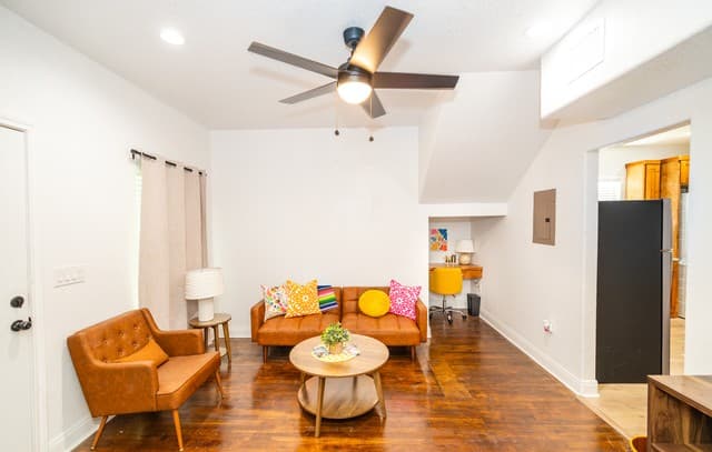 rental at 321 Andrews in San Antonio, TX — photo 2