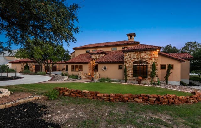 Home for sale at 189 Shimmering Shore Ct in Spring Branch, TX — photo 2