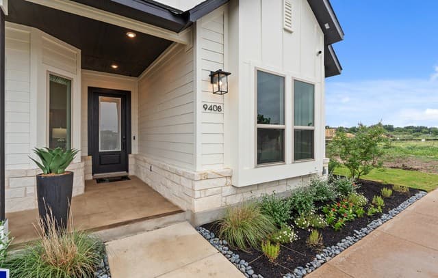 3-bedroom rental at 9435 Hidden Stone in Schertz, TX — photo 4