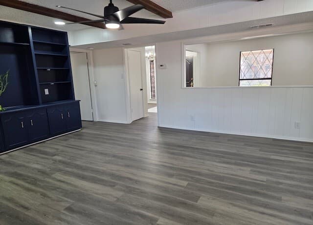 5-bedroom rental at 13406 Lobelia in San Antonio, TX — photo 5