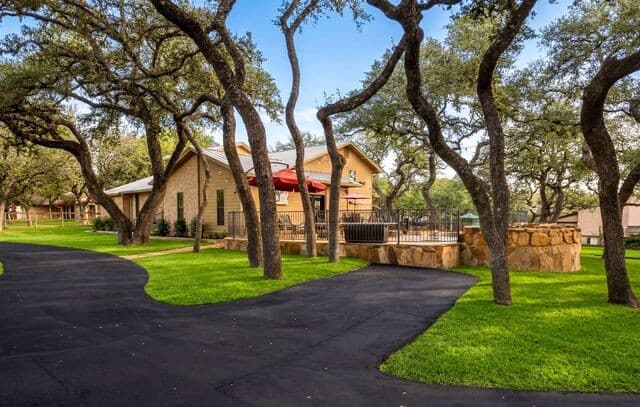 5-bedroom rental at 29274 Seabiscuit Dr in Fair Oaks Ranch, TX — photo 2