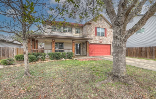 5-bedroom rental at 465 Twin Point in Schertz, TX — photo 2