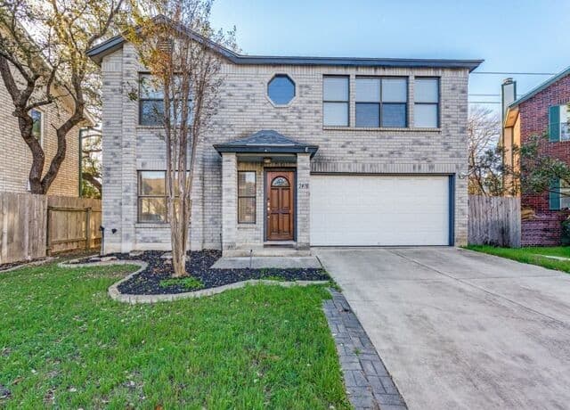 3-bedroom rental at 2410 Cedar Trace in San Antonio, TX — photo 2