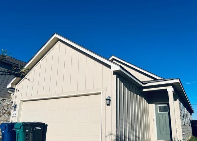 3-bedroom rental at 4734 Turquoise Park in San Antonio, TX — photo 1