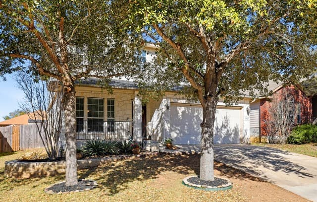 3-bedroom rental at 5927 Onyx Way in San Antonio, TX — photo 2