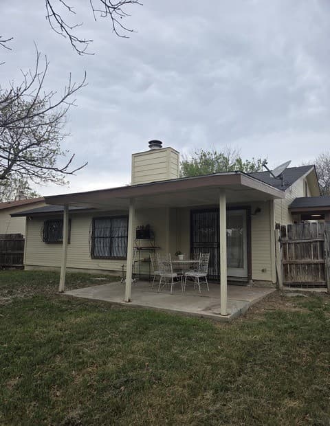 4-bedroom rental at 4910 Dare Ln. in San Antonio, TX — photo 3