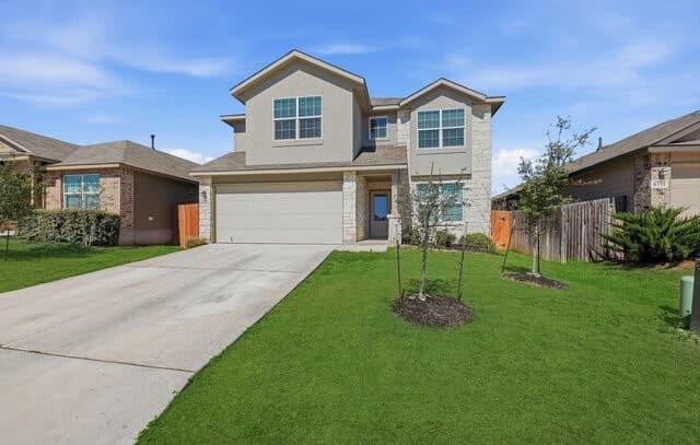 5-bedroom rental at 6715 Kingsley Edge in San Antonio, TX — photo 3