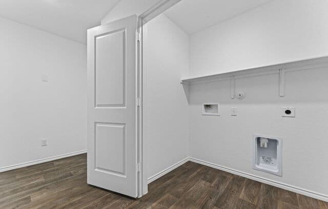 3-bedroom rental at 15507 Mint Patch Meadow in Von Ormy, TX — photo 3
