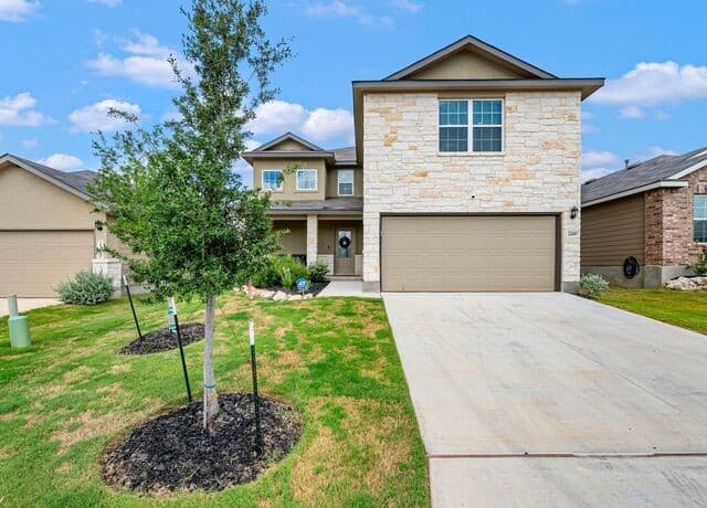 3-bedroom rental at 22607 Green Jacket in San Antonio, TX — photo 1