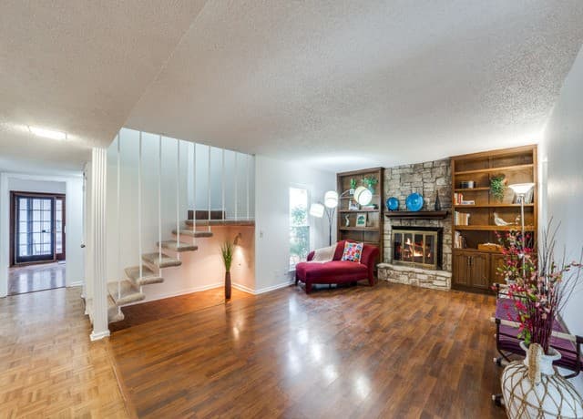3-bedroom rental at 11827 Sandman Unit 132 in San Antonio, TX — photo 3