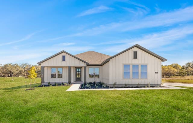 4-bedroom rental at 139 Pradera Ridge in Floresville, TX — photo 1