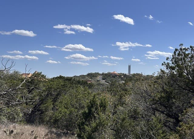 rental at 15669 Vista Grande in Helotes, TX — photo 2