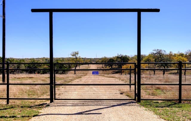 rental at 2803 Zenner Ahrens in Fredericksburg, TX — photo 1