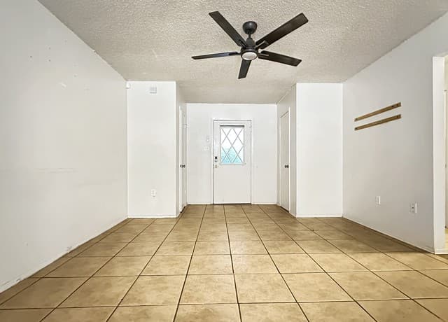 2-bedroom rental at 116 Apache Circle in Cibolo, TX — photo 2