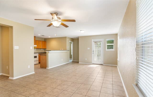 3-bedroom rental at 938 Spello Circle in San Antonio, TX — photo 2