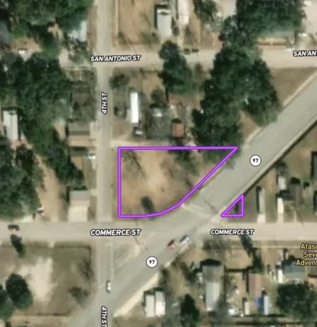 rental at 707 Commerce in Pleasanton, TX — photo 4