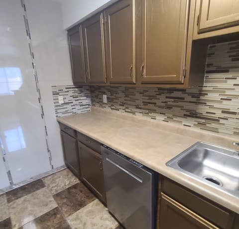 3-bedroom rental at 12020 Maplerock in San Antonio, TX — photo 5