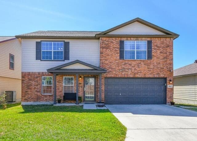 4-bedroom rental at 9842 Magnolia in San Antonio, TX — photo 1