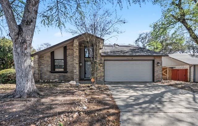 4-bedroom rental at 5934 Spring Valley in San Antonio, TX — photo 1