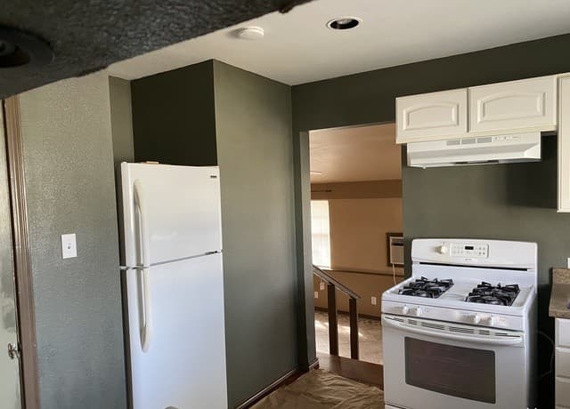 2-bedroom rental at 224 Marquette Dr in San Antonio, TX — photo 5