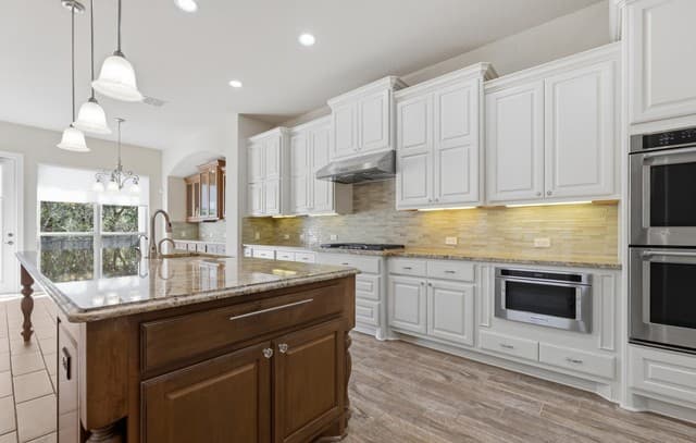 Home for sale at 22714 Reposo in San Antonio, TX — photo 5