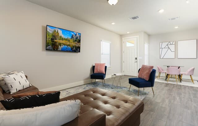 3-bedroom rental at 16011 Babcock #26 in San Antonio, TX — photo 5