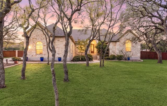 4-bedroom rental at 1510 Clementson Dr in San Antonio, TX — photo 1