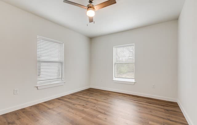2-bedroom rental at 920 McIlvaine in San Antonio, TX — photo 5