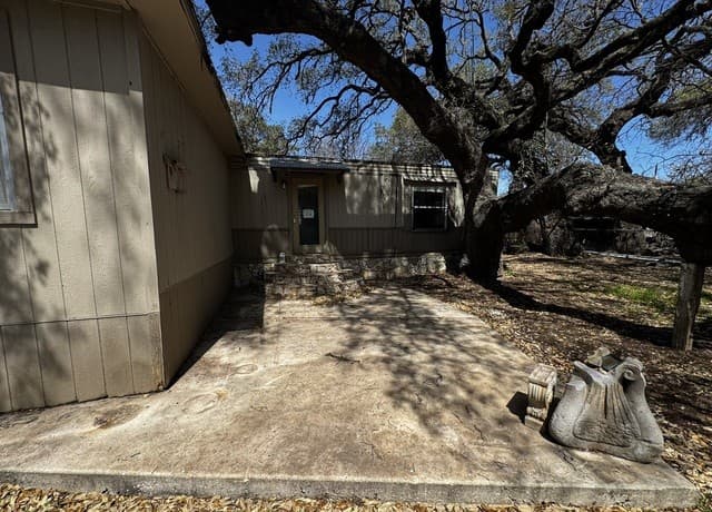 2-bedroom rental at 25110 Ada Mae in San Antonio, TX — photo 1