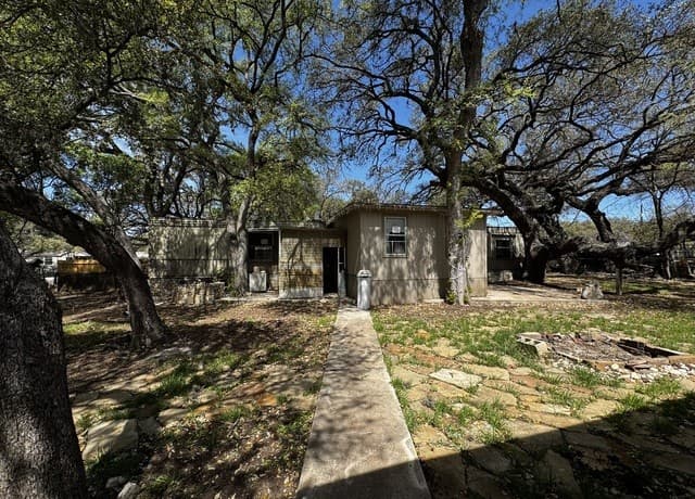 2-bedroom rental at 25110 Ada Mae in San Antonio, TX — photo 2