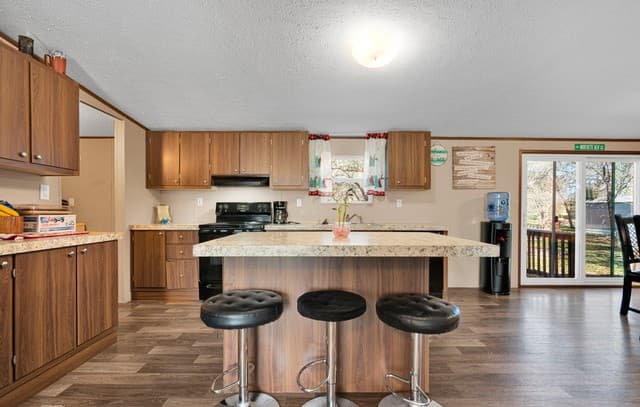 4-bedroom rental at 22915 Savannah Hts in Von Ormy, TX — photo 4