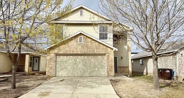 3-bedroom rental at 12227 Autumn Cherry in San Antonio, TX — photo 1