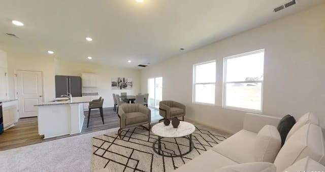 3-bedroom rental at 1133 King Eider in Adkins, TX — photo 4