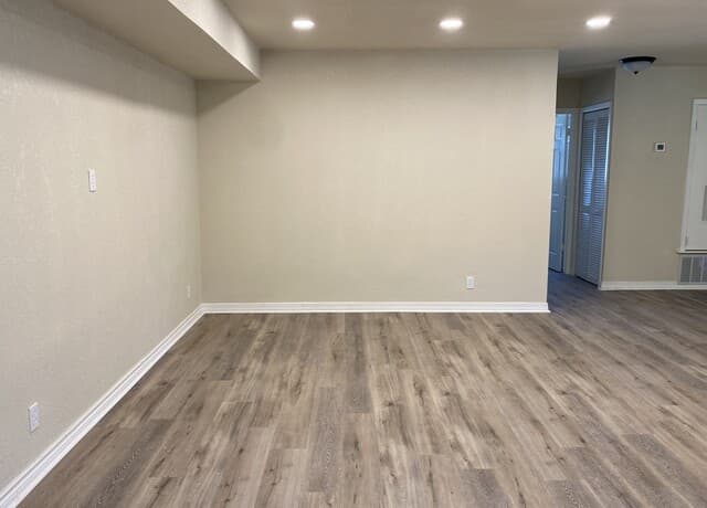 3-bedroom rental at 14147 Swallow in San Antonio, TX — photo 4