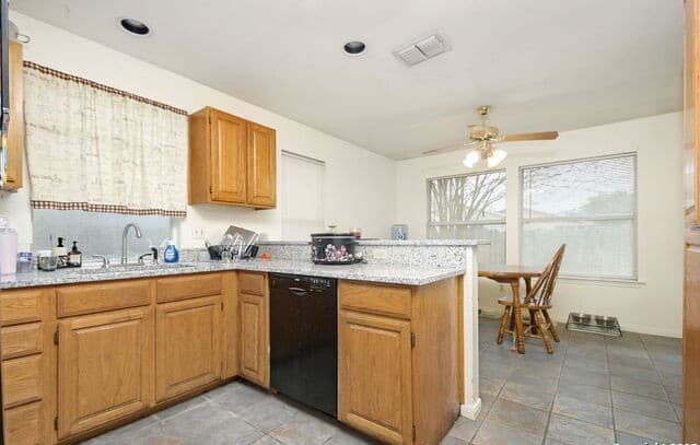 3-bedroom rental at 210 Cibolo Branch in Boerne, TX — photo 5