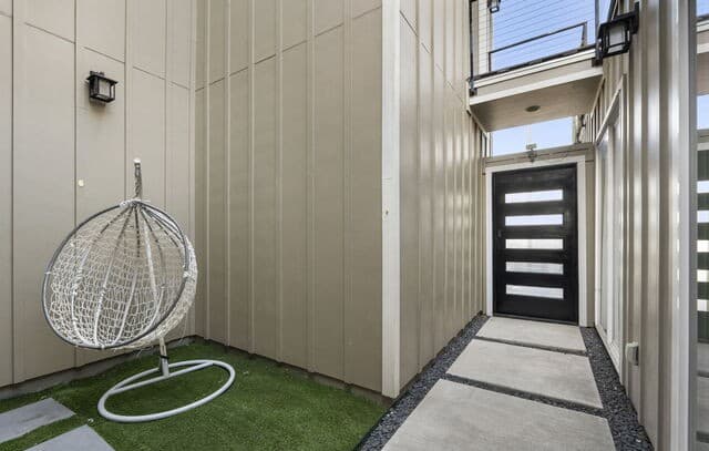 3-bedroom rental at 327 Jackson in San Antonio, TX — photo 5