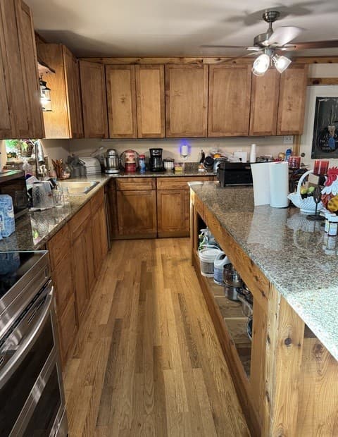 2-bedroom rental at 406 Goliad in Runge, TX — photo 4