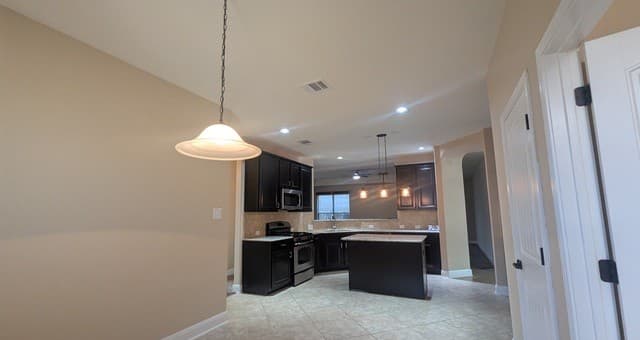 3-bedroom rental at 8203 Mystic Chase in Boerne, TX — photo 3
