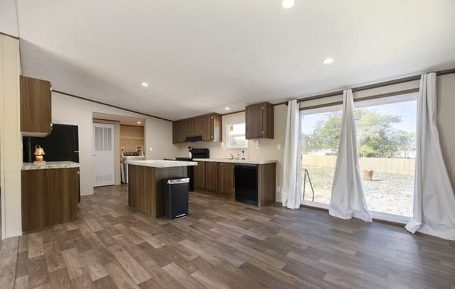 3-bedroom rental at 22819 Copper Canyon in Elmendorf, TX — photo 5