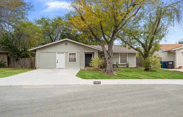 3-bedroom rental at 7107 Spring Flower in San Antonio, TX — photo 1