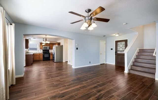 3-bedroom rental at 7910 Meadow Star in San Antonio, TX — photo 3