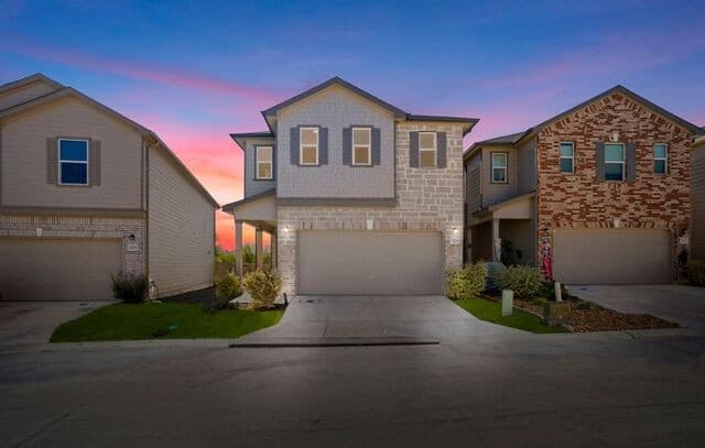 3-bedroom rental at 14839 Vance Jackson Unit UNIT 508 in San Antonio, TX — photo 1