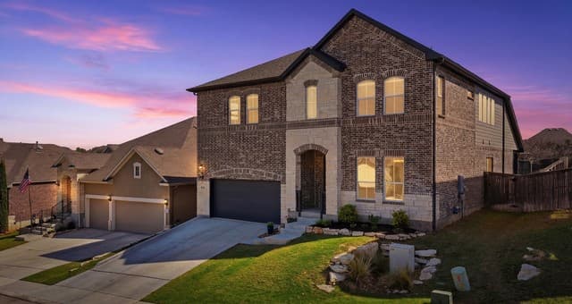 4-bedroom rental at 28920 Windlesham Way in San Antonio, TX — photo 3