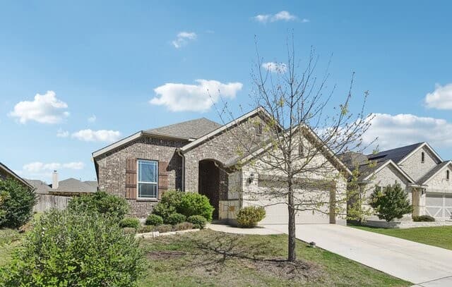 4-bedroom rental at 131 Dovetail in Boerne, TX — photo 3