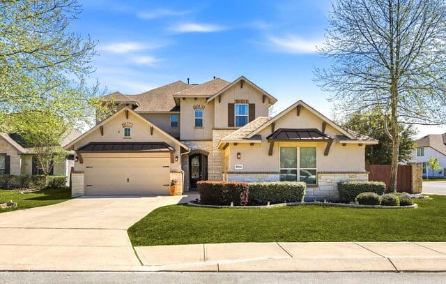 5-bedroom rental at 8914 Fowler Hill in Fair Oaks Ranch, TX — photo 1