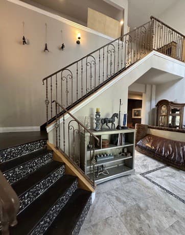 5-bedroom rental at 359 Park Ridge in Boerne, TX — photo 3