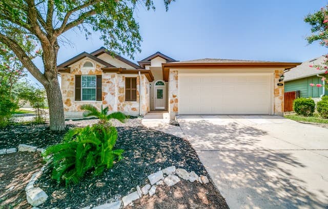 3-bedroom rental at 3301 Orth in Schertz, TX — photo 1