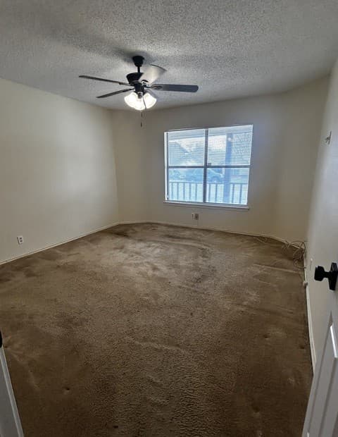 3-bedroom rental at 13026 Feather Ridge in San Antonio, TX — photo 3